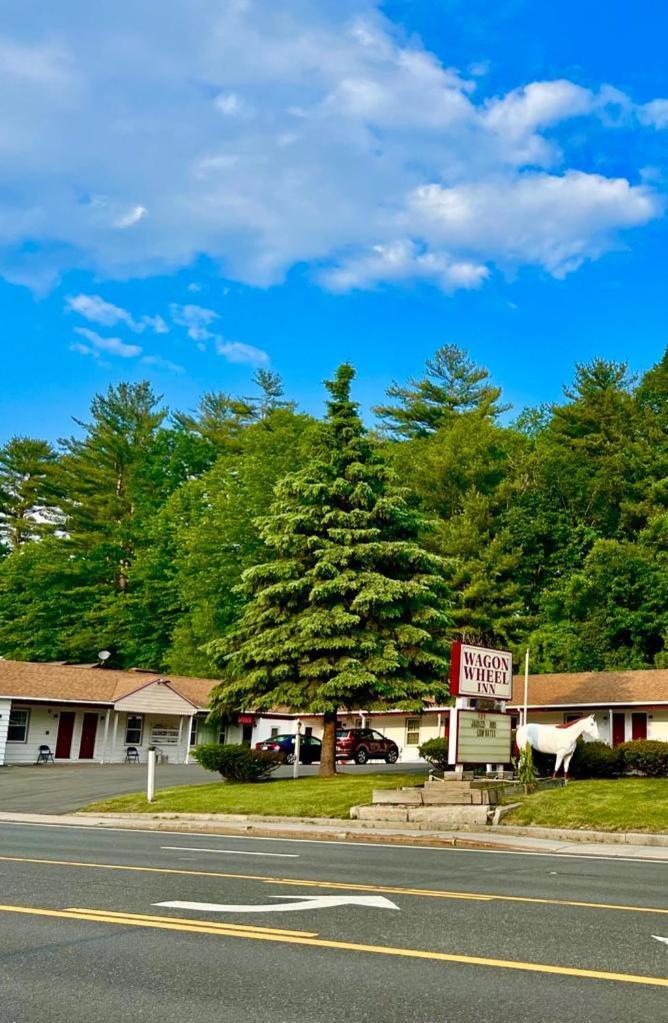 Wagon Wheel Inn Lenox Zewnętrze zdjęcie